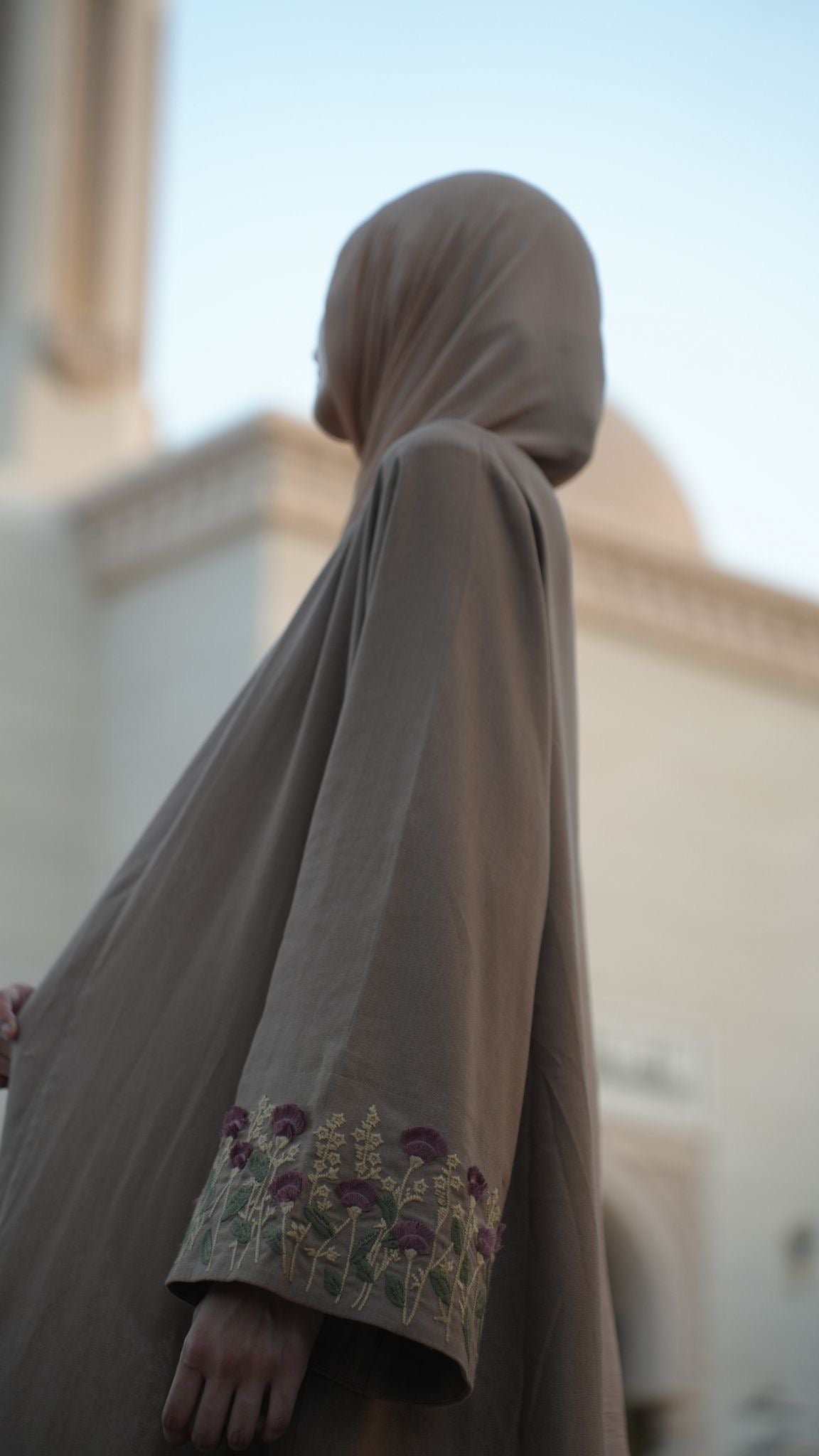 Floral Bloom-dusky mocha