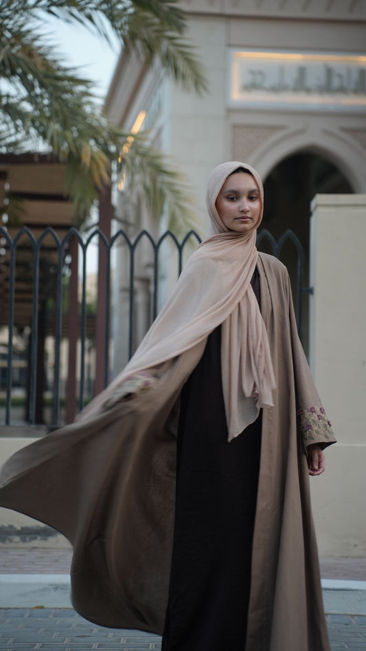 Floral Bloom-dusky mocha