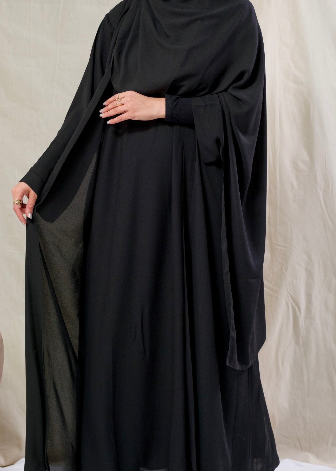 Black embroidered abaya