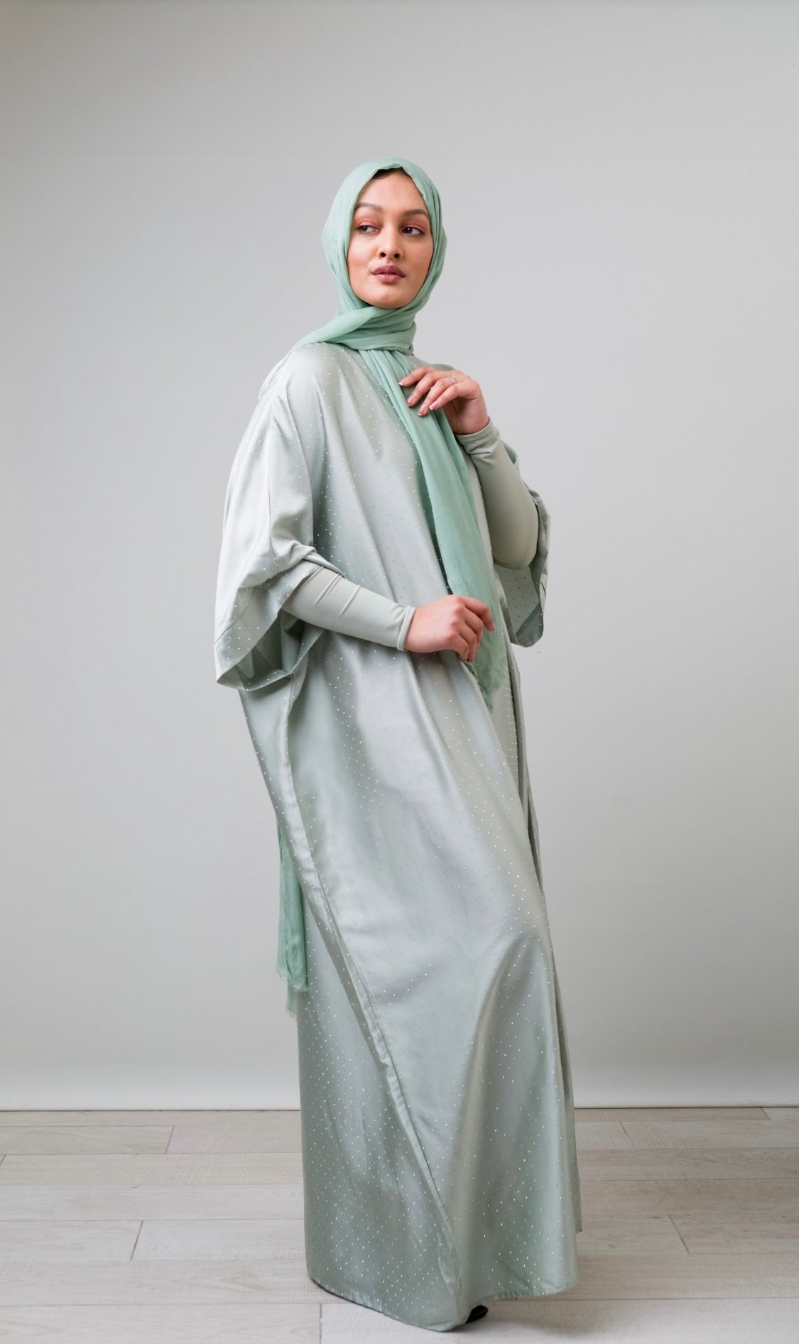 Mint stone embellished kaftan